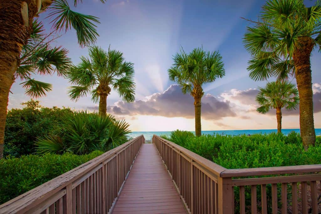 about insider hilton head